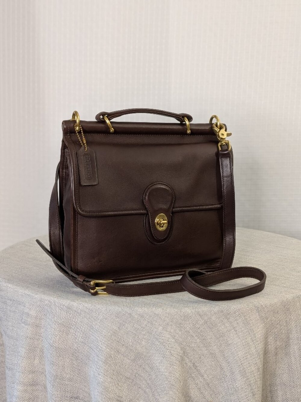 Vintage Coach Willis Crossbody Bag Mahogany Brown Leather Turnlock